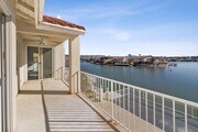Photo - 18075 Lakeview Dr House