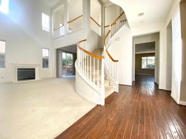 Photo - Spacious 4 bed 3 bath Newbury park home