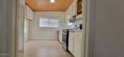 Photo - 815 W Ave H 7