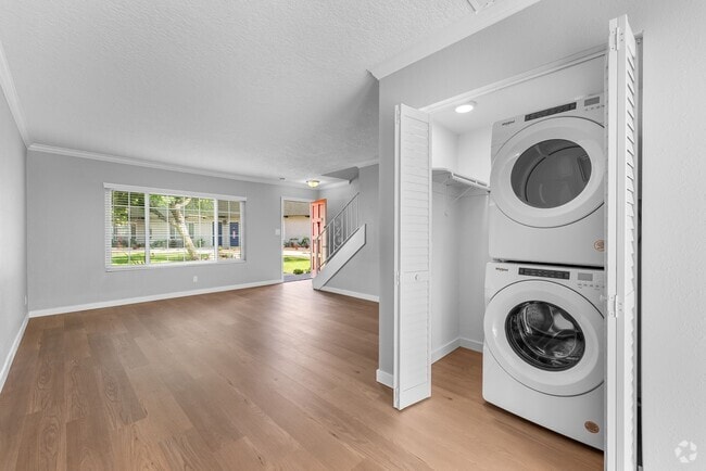 Building Photo - Yorba Linda Pines Apartments