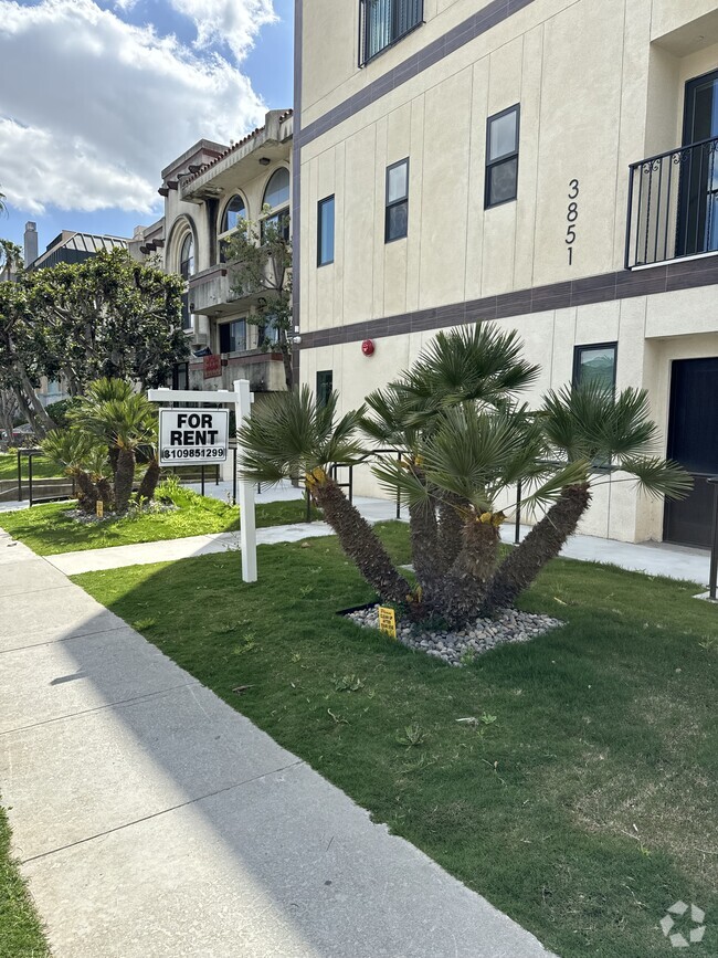 Building Photo - 3853 Inglewood Blvd Unit 1 Rental