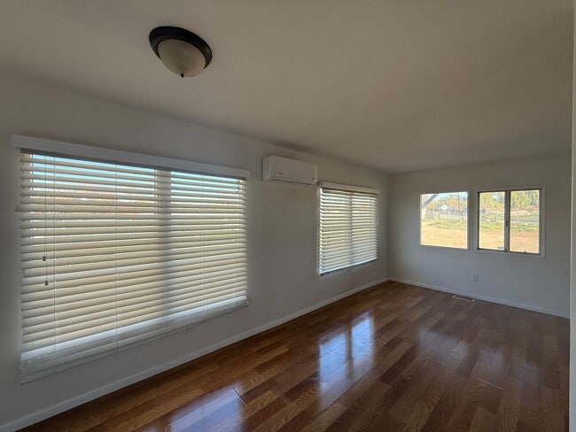 Photo - 2 bedroom 2 bathroom mobile home in a huge lot!