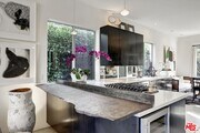 Photo - 2425 Clement Ave