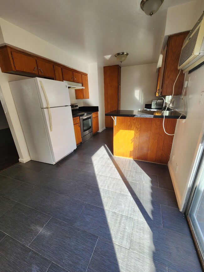 Photo - 4911 Laurel Canyon Blvd Unit Second floor