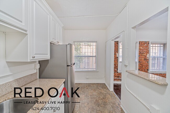 Photo - 849 S Oxford Ave Unit 103