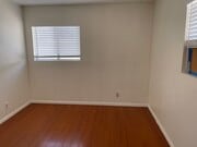 Photo - 132 W Glendon Way