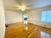 Photo - 2642 E Adams St