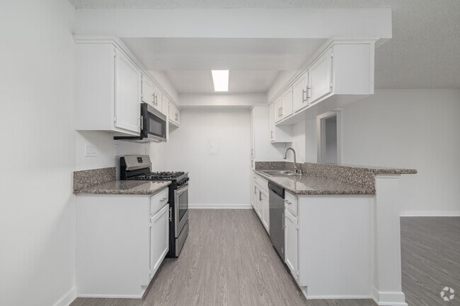15327 Woodruff Pl - 15327 Woodruff Pl Apartments