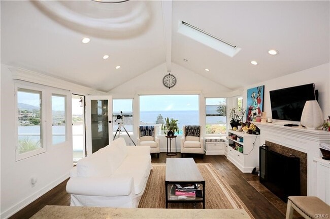 Photo - 176 McAulay Pl