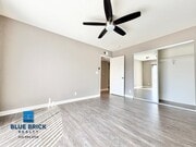 Photo - 6202 Fulton Ave Unit 202