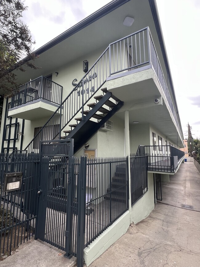 Front South 11/24 - Samoa Apts