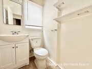 Photo - 439 N Van Ness Ave Unit 6