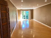 Photo - 540 Hawthorn St