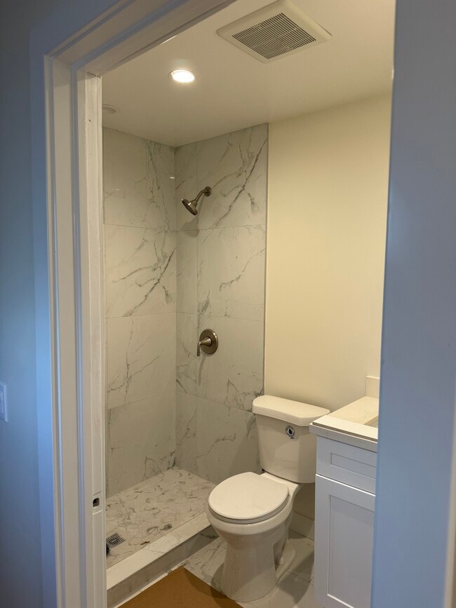 Photo - 1006 W 131st St Unit A