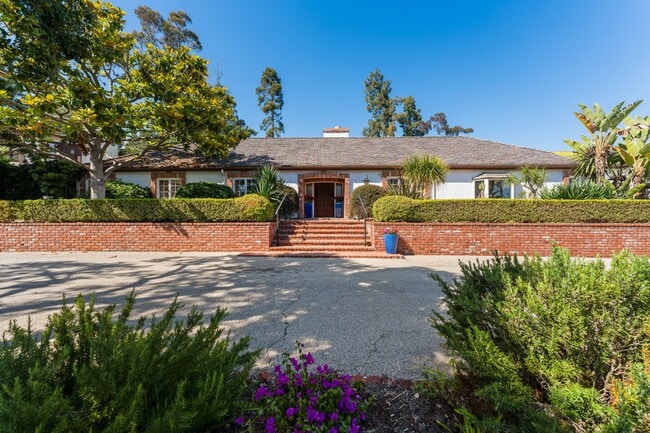 Photo - 1020 Alston Rd House
