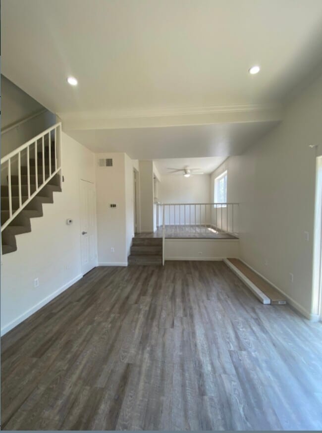 Photo - 13022 Riverside Dr Townhome