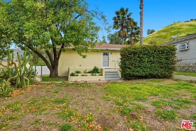 Photo - 11180 Tujunga Canyon Blvd