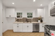 kitchen - 912 Sanborn Ave Apartments Unit 914