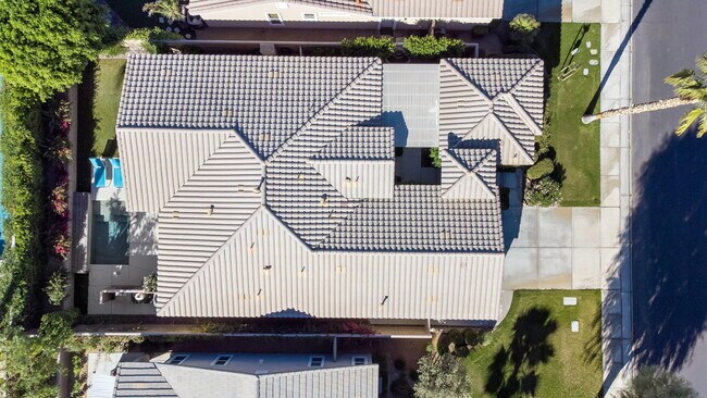 Photo - 60179 Honeysuckle St