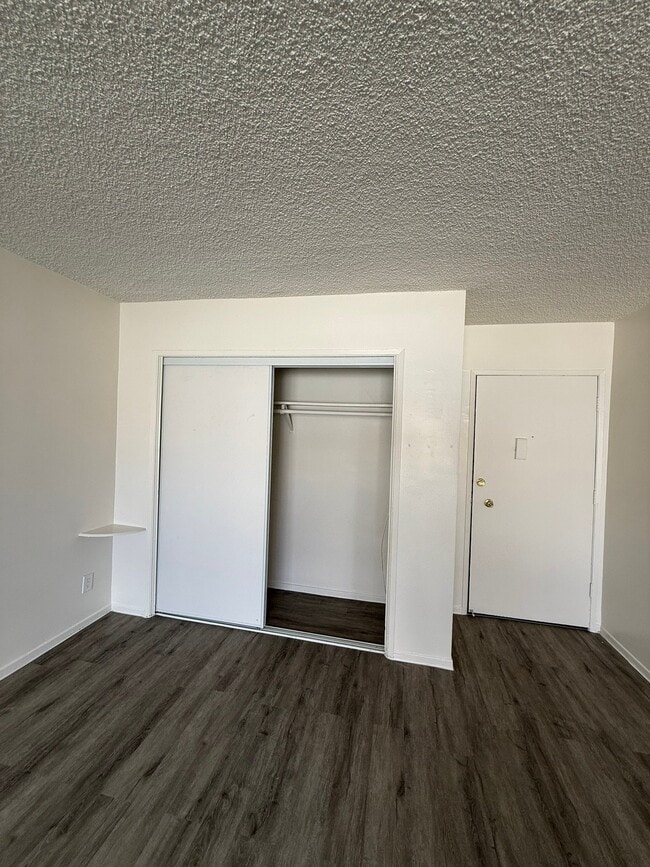 Photo - 915 N Wilton Pl Unit 211
