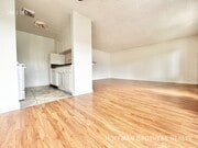 Photo - 10535 Lindley Ave Unit 26