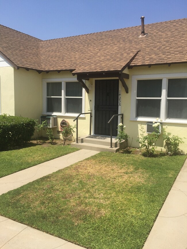 Photo - 1423 Barrington Way Apartments Unit A