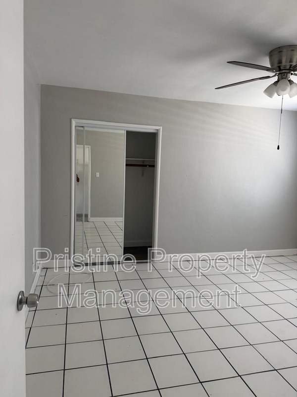 Building Photo - 16439 California St Unit 1/4