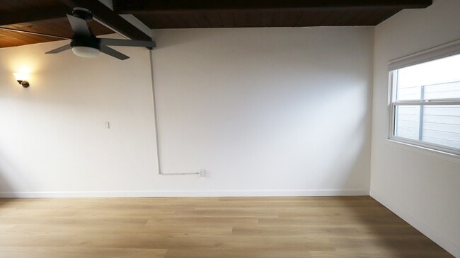 Photo - 429 1/2 28th St Unit 429 1/2 28th St. (Rear )
