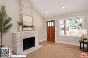 Photo - 591 E 9th St