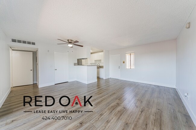 Photo - 11134 Arminta St Unit 208