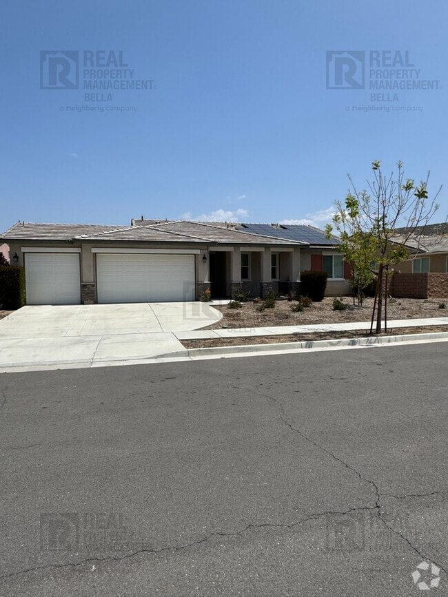 Building Photo - Single-Story Comfort & Style in Prime Heme... Rental