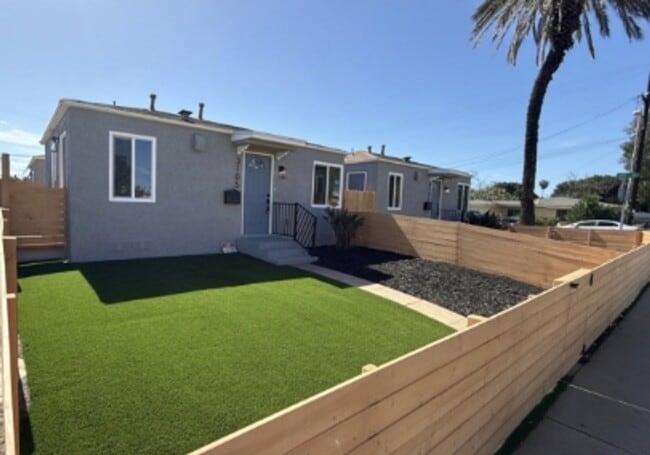Building Photo - One-Bedroom, One-Bath - Brand New / Washer/Dryer / Fenced-In Yard - $2,295 Unit 3105