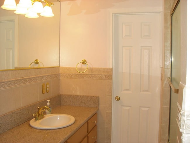 Building Photo - 4633 Pepperwood Ave Rental