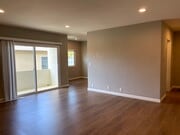 Living room - 1132 16th St Apartments Unit 5