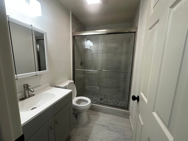 Photo - 1720 S Maple St