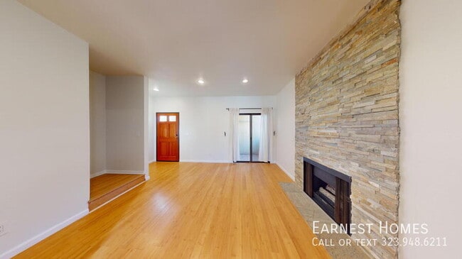 Building Photo - 2540 S Centinela Ave Unit 1
