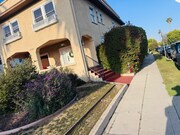 Photo - 2754 Kenwood Ave House