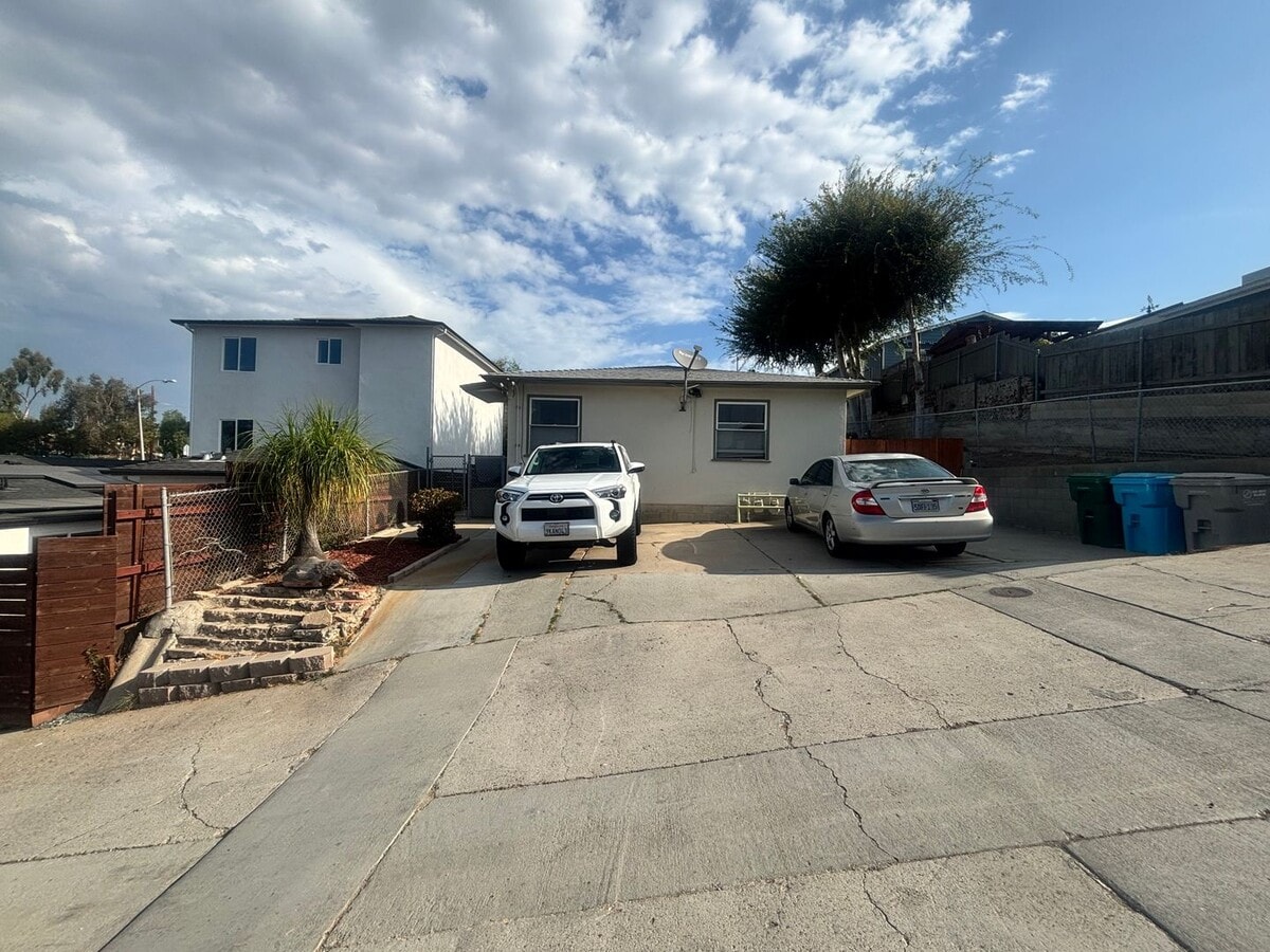 Photo - 1237-39-1239 33rd St Unit 1237
