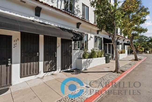 Building Photo - 3009 1/2 30th Street