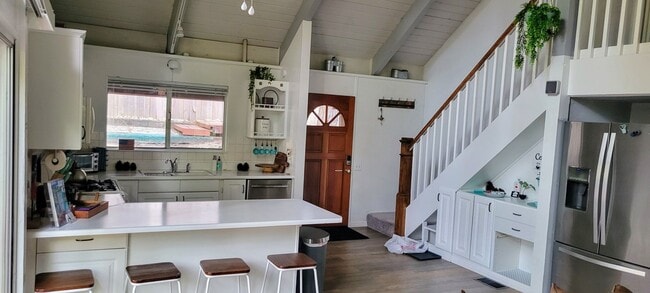 Photo - 3 bedroom, 2 bathroom in Twin Peaks