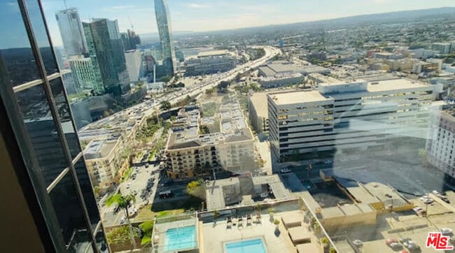 Photo - 1100 Wilshire Blvd Unit 2201