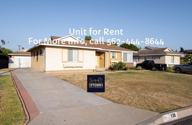 Building Photo - House - 3 Bedrooms / 2 Bathrooms - West Co...