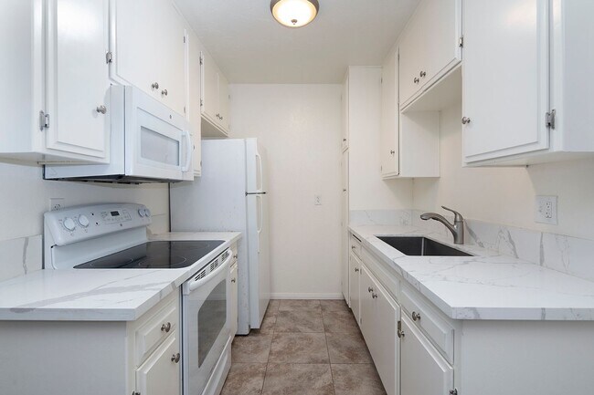 Photo - OPEN HOUSE: 11/16 10AM-12PM ~ 1BR at a Gre... Unit 157-E