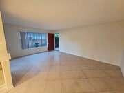 Photo - 9634 Park St