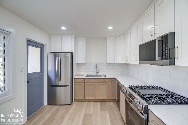 Photo - Fully Remodeled 3Bdm 2Ba Home in the Heart...