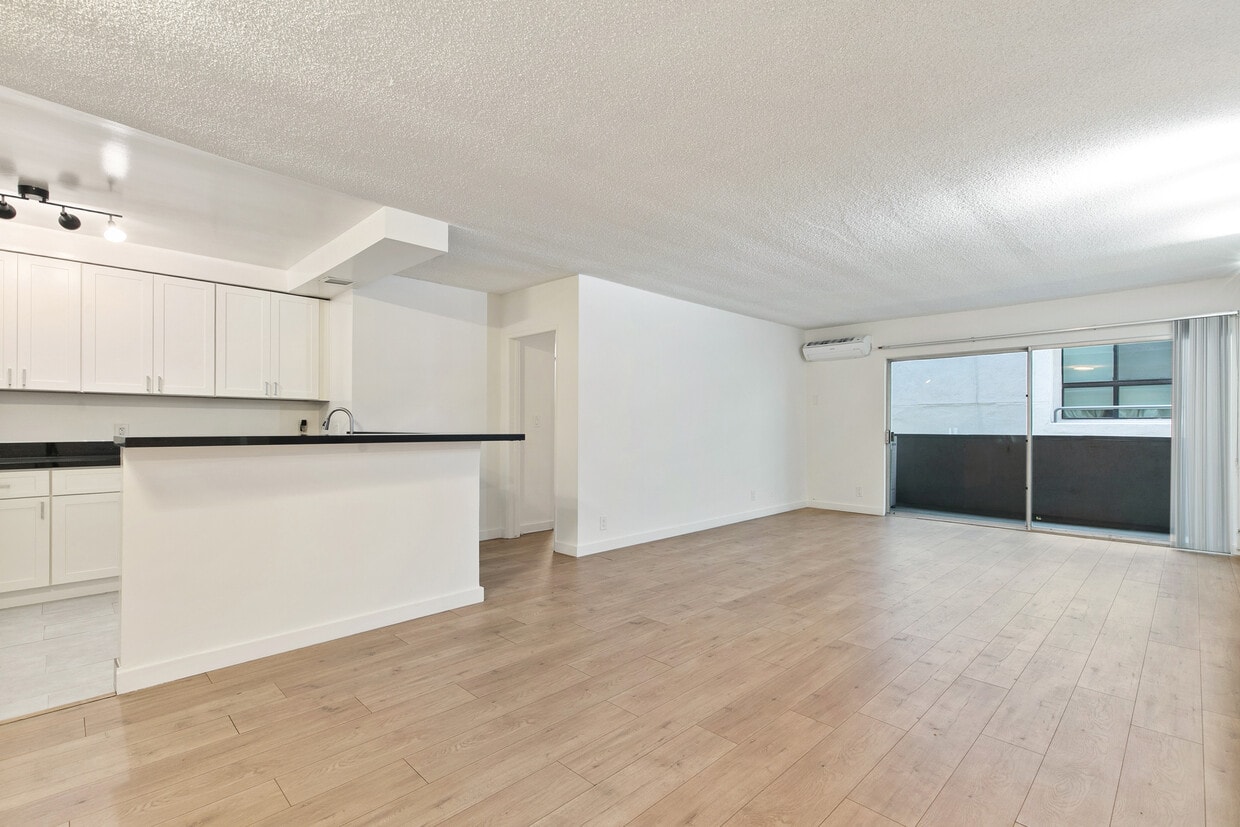 Floor Plan - 2 Bed + 2 Bath