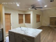 Photo - 40016 11th St W