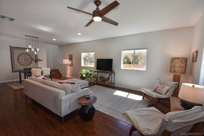 Photo - 213 Evergreen Ave