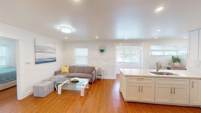 Photo - 3517 Indiana St Unit 3517