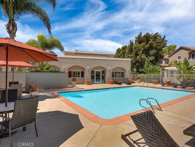 Pool and sun deck - 930 Via Mil Cumbres Unit Villas Condo